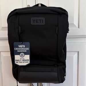 YETI Crossroads Backpack in Black